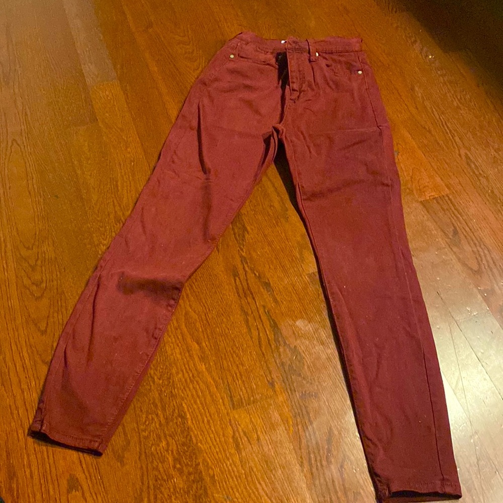 “The Spice” Suoer cute stretch jeans 😌